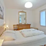 4 Bedroom Lovely In Prázdninový dům