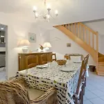 4 Bedroom Lovely In Prázdninový dům *