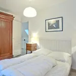 4 Bedroom Lovely In * Quettehou