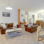 4 Bedroom Lovely In Prázdninový dům
