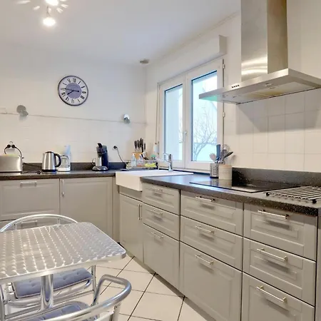 Cozy In With Wifi Holiday home Quettehou